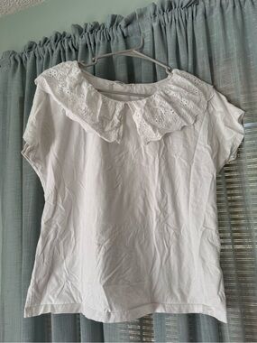 Neuflora lace collar top
